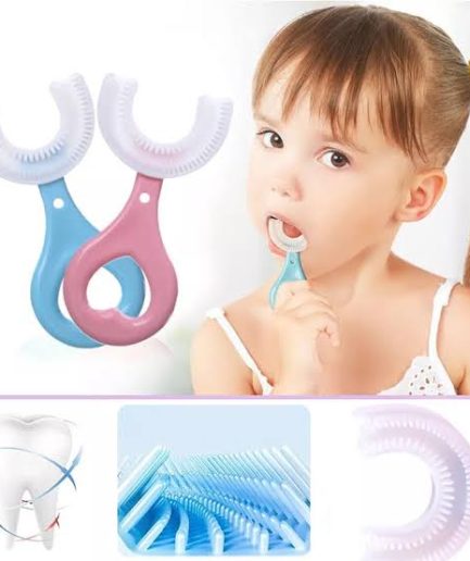 360 Degree U-Shaped Baby Toothbrush Children Child Toothbrush Teethers Baby Brush Silicone Kids Teeth Oral Care Cleaning (Random Color)