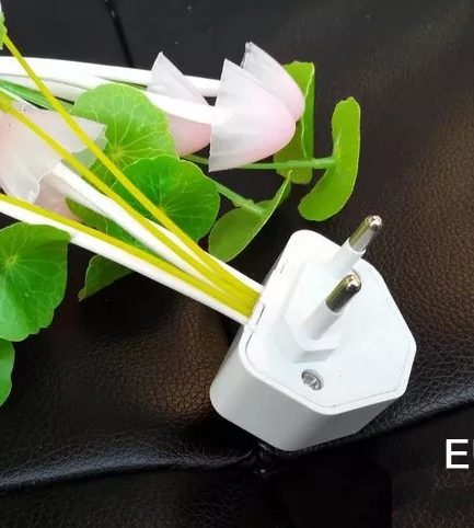 Mushroom Night Light | LED Night Lights | Flower Lamp Bedroom Baby room Lamps For Family, Friend or Kids Gifts (Random colors)